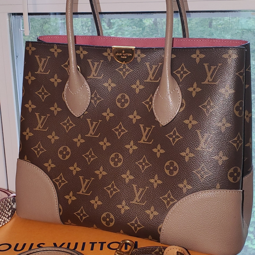 *SOLD*Louis Vuitton Flandrin